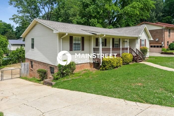 1674 English Knoll Ln - Photo 4 of 17