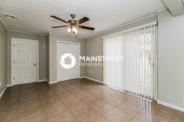 2106 Hartwell Ave - Photo 7 of 16