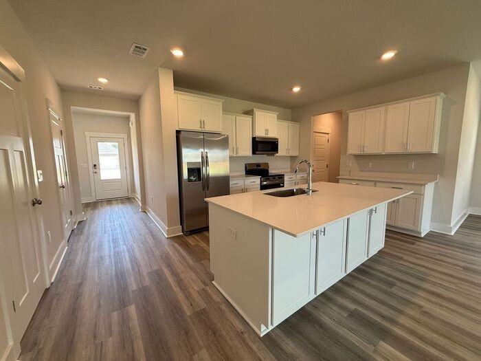 348 Gulf Breeze Pkwy - Photo 7 of 36