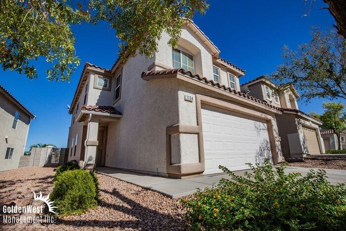 1134 Majestic Canyon St - Photo 2 of 24