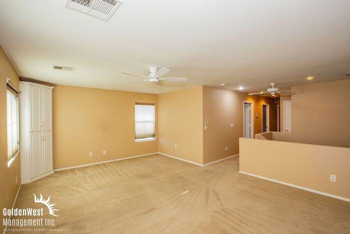1134 Majestic Canyon St - Photo 5 of 24