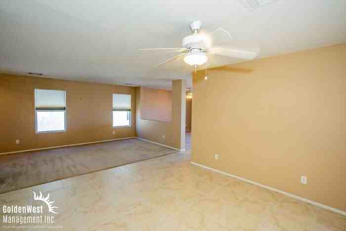 1134 Majestic Canyon St - Photo 7 of 24