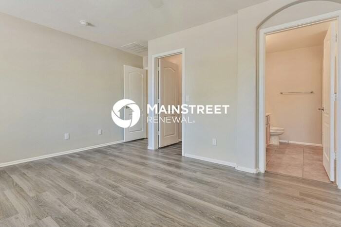 40773 W Sanders Way - Photo 2 of 15