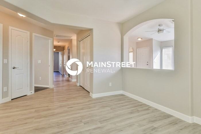 40773 W Sanders Way - Photo 5 of 15
