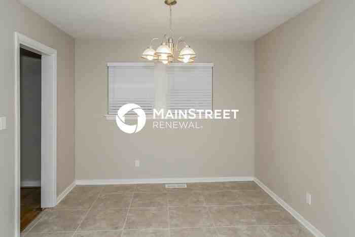 212 Cathy Ln - Photo 4 of 14