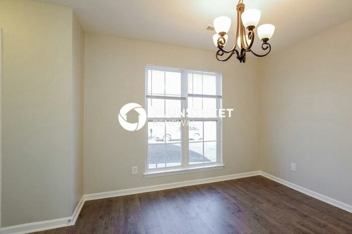 1001 Enderbury Dr - Photo 5 of 17
