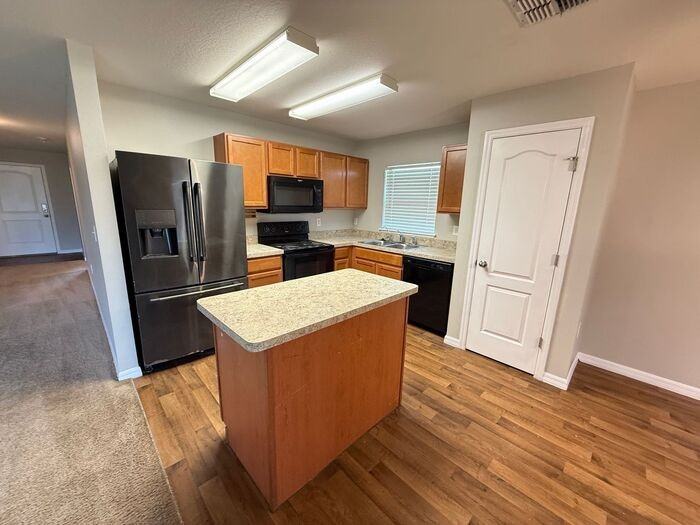 740 Chatham Walk Dr - Photo 4 of 18