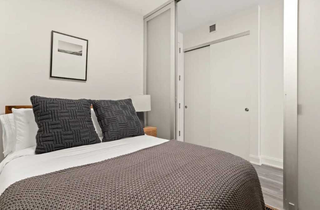 Hanover Sq #16S - Photo 5 of 11