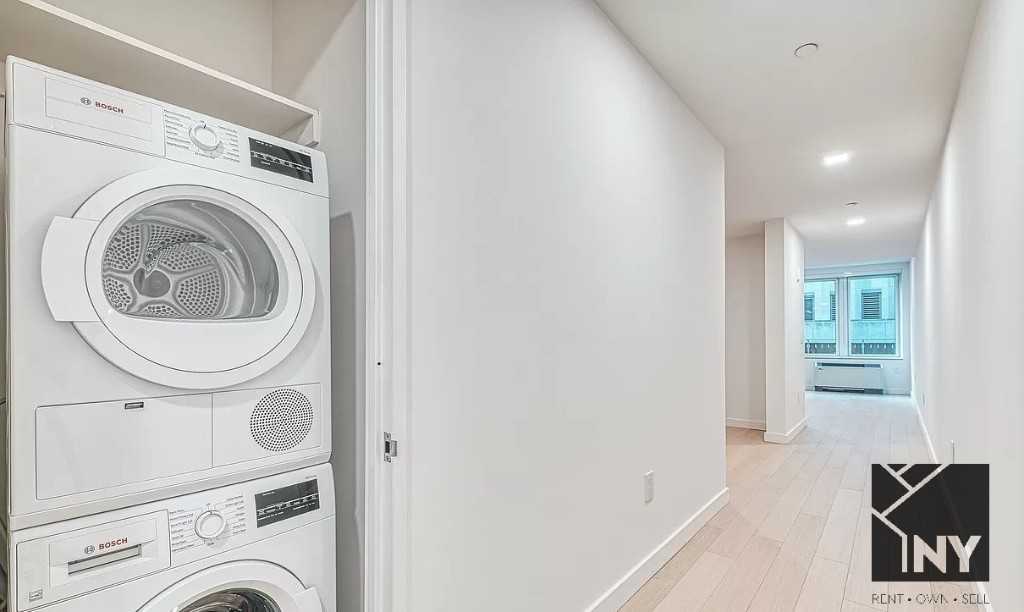 Broad St #1903 - Photo 2 of 12