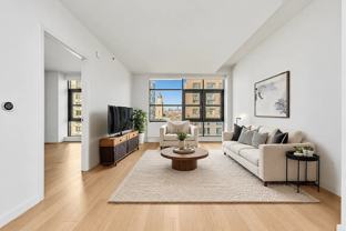 171 Suffolk St #8F - Photo 1 of 1