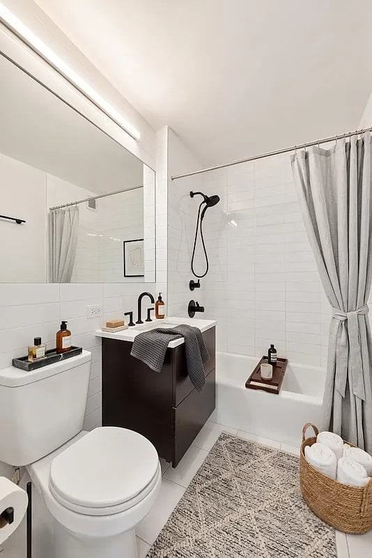 250 E Houston St #12L - Photo 5 of 7