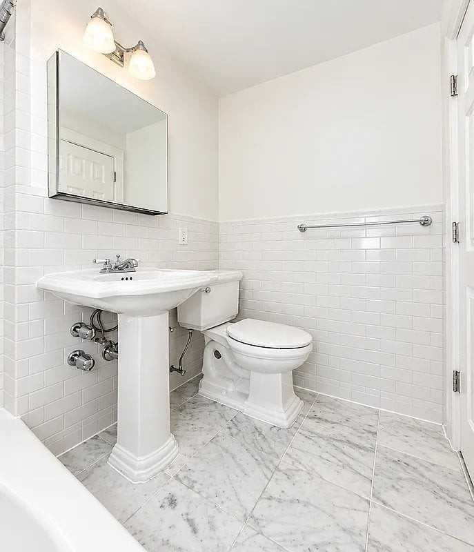 324 W 14th St #2B - Photo 5 of 5