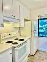 1776 Camino Verde #E - Photo 1 of 1