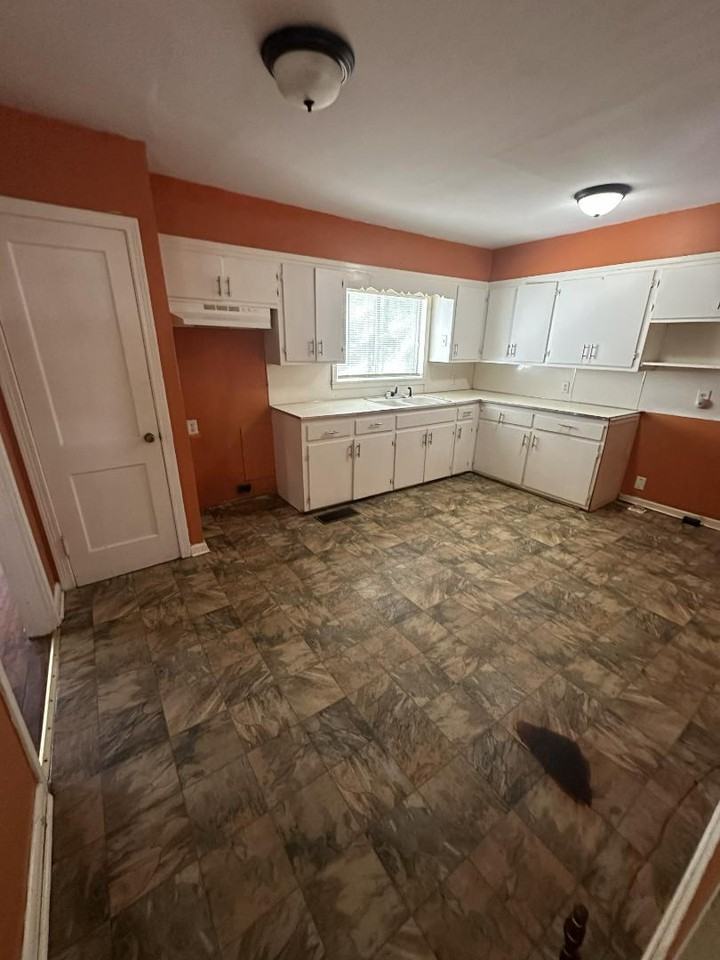 1404 W 31st Ave - Photo 3 of 5