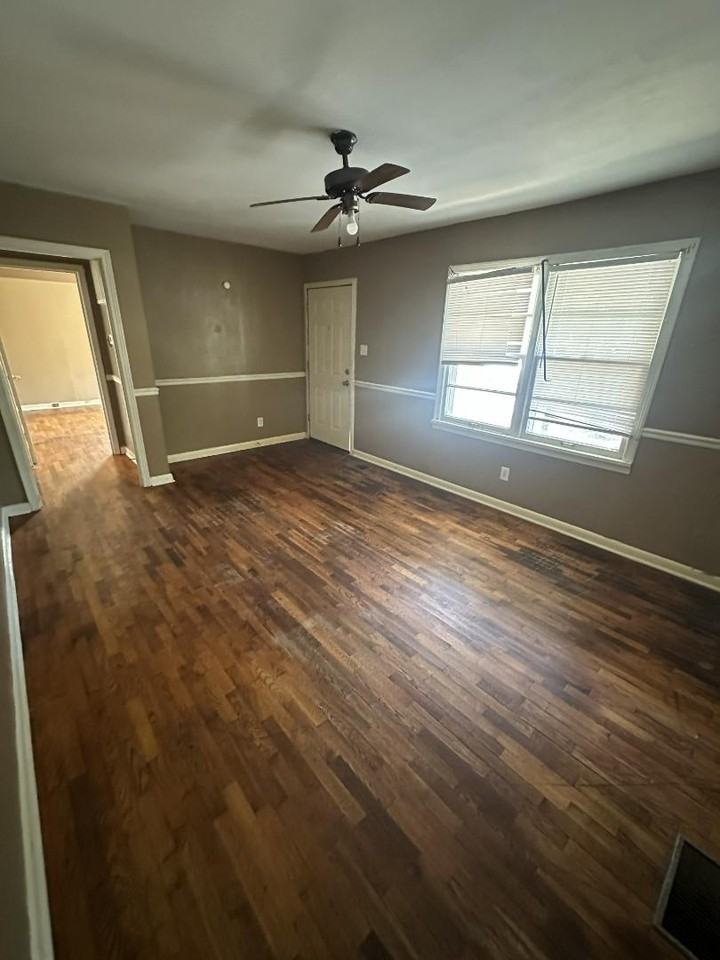 1404 W 31st Ave - Photo 4 of 5