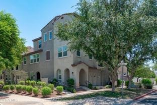 2304 E Hidalgo Ave - Photo 1 of 1