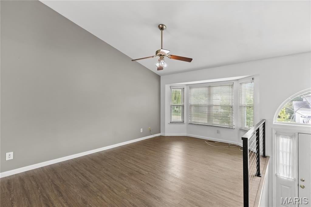 991 Sunset Farms Ct - Photo 3 of 25