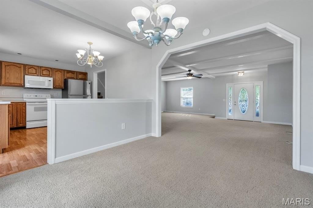 79 Atwater Dr - Photo 6 of 31
