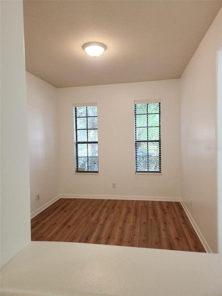 20311 Chestnut Grove Dr - Photo 5 of 34