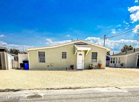 featured image of 1706 Compass Dr