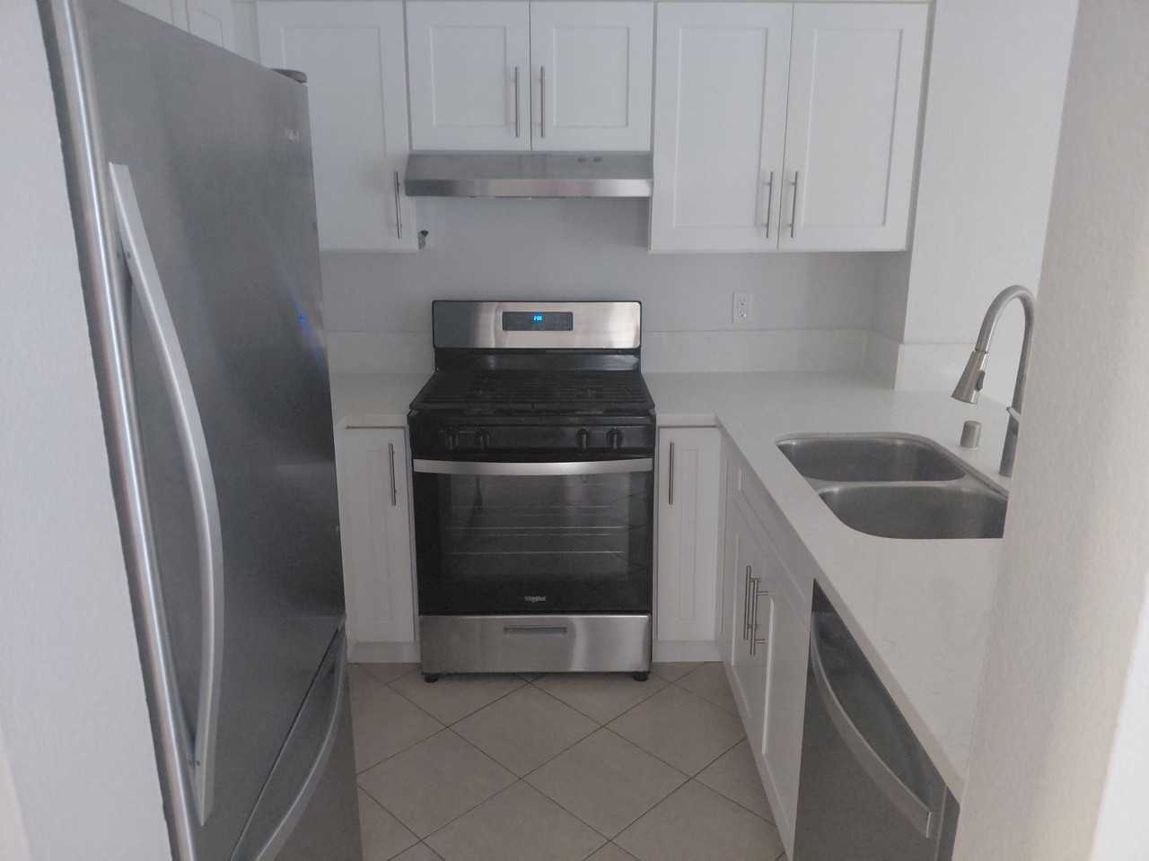 1617 Manzana Way #1 - Photo 7 of 19