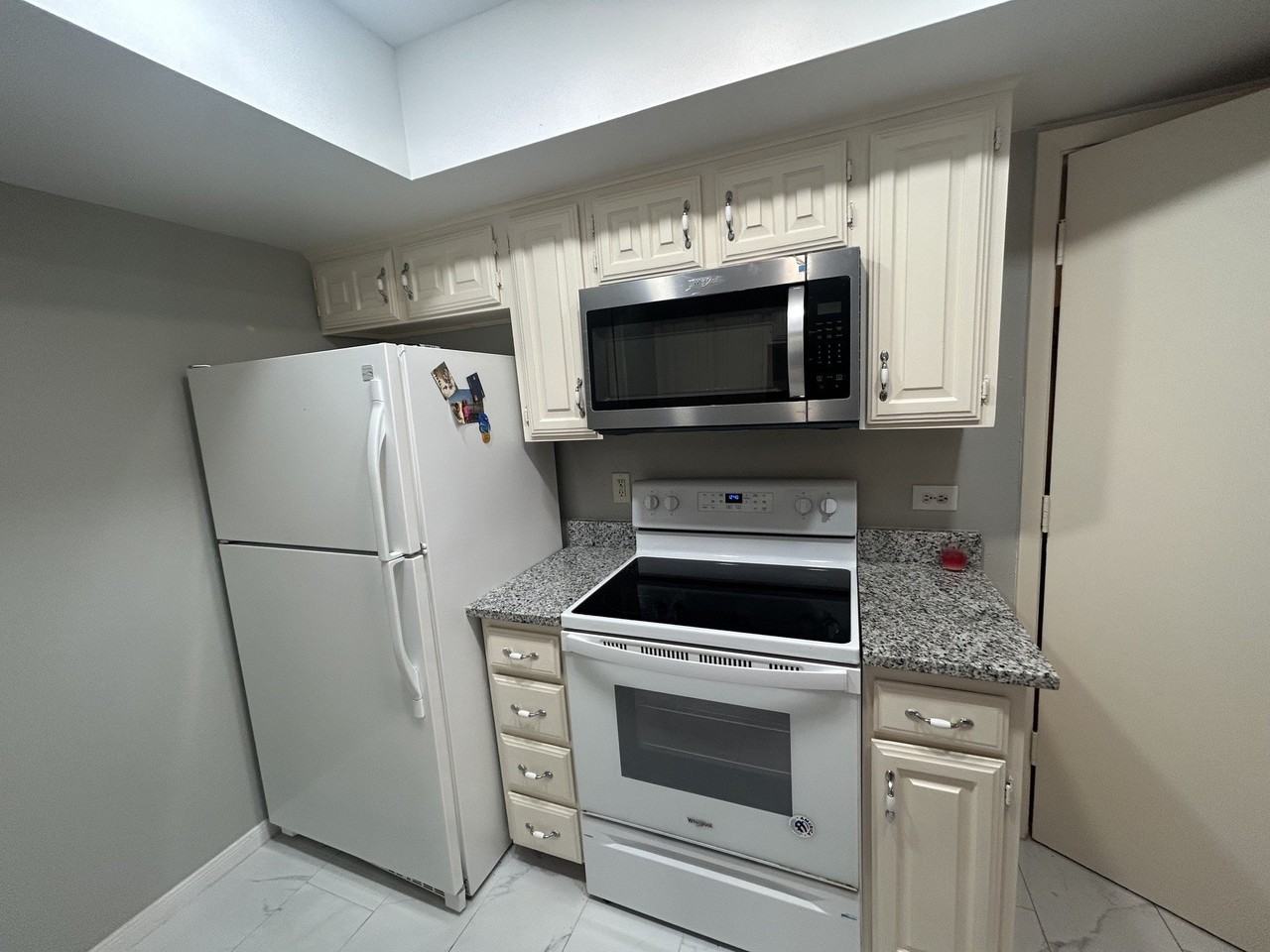 2962 Canis Cir - Photo 7 of 18