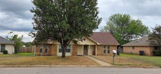 144 Hollie Cir - Photo 1 of 1