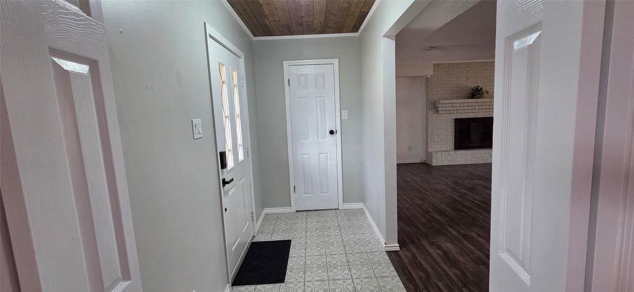 144 Hollie Cir - Photo 5 of 22