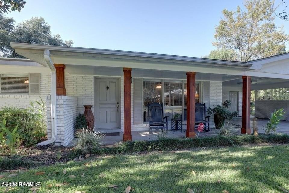 206 N Demanade Blvd - Photo 3 of 20
