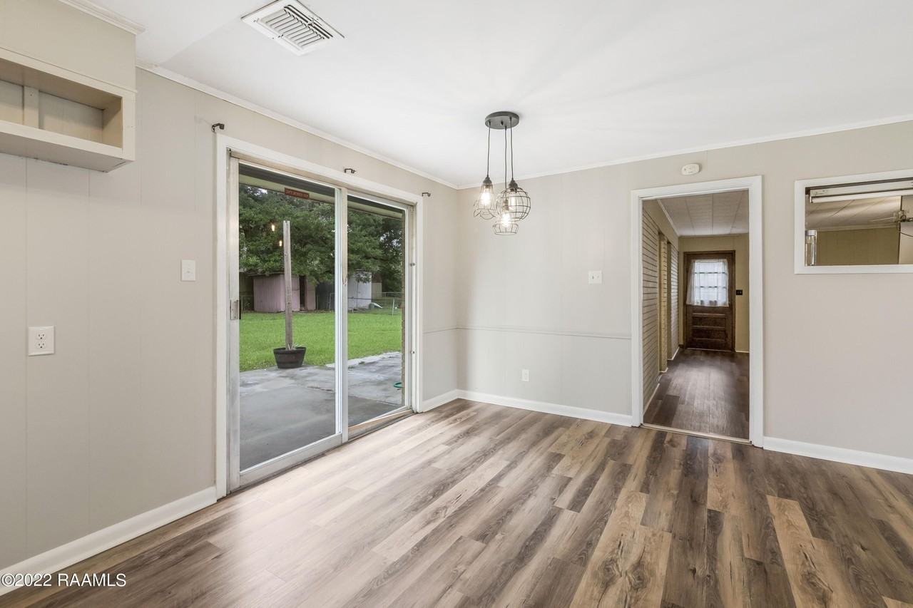 146 Antigua Dr - Photo 3 of 30