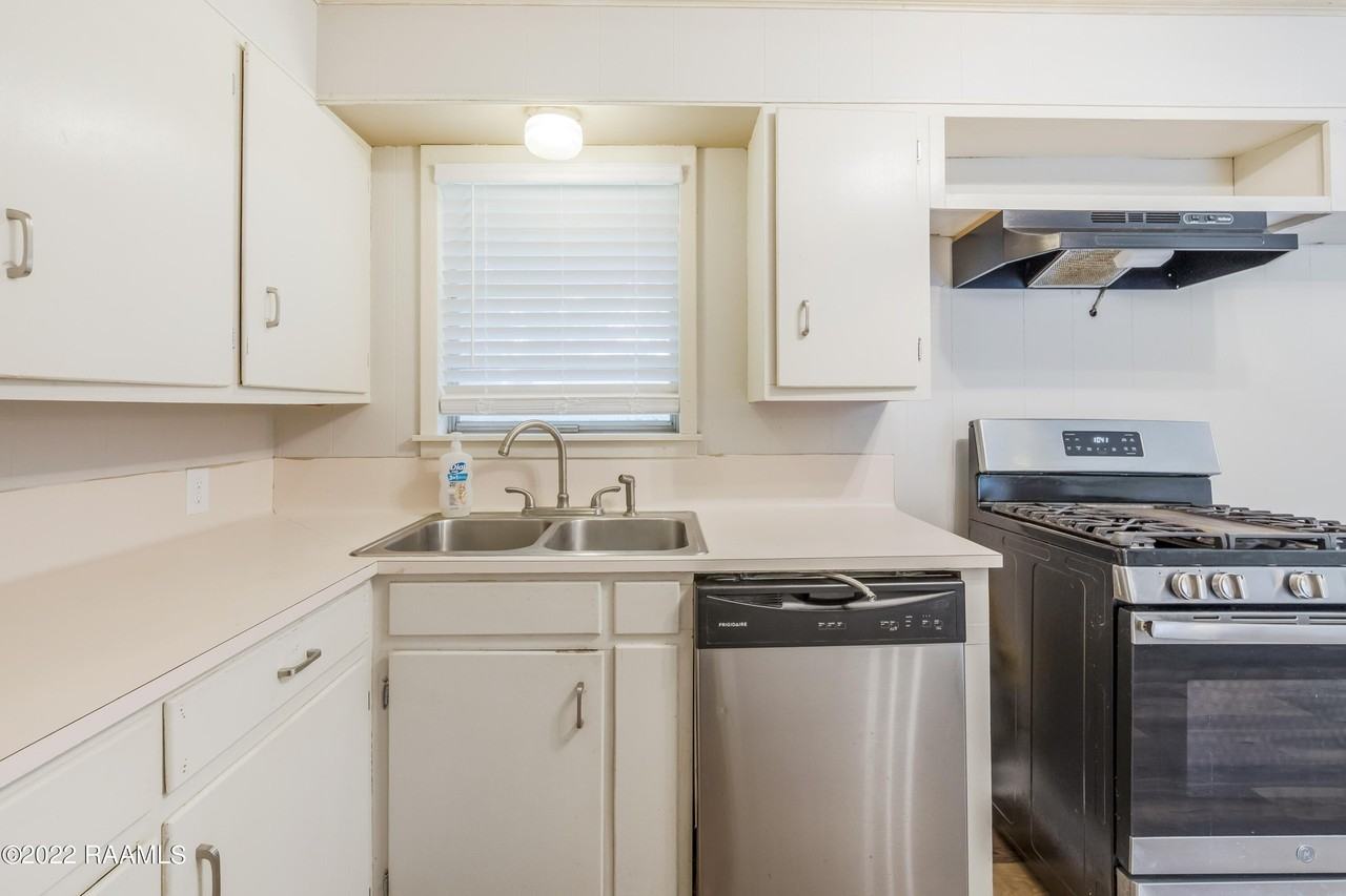 146 Antigua Dr - Photo 6 of 30