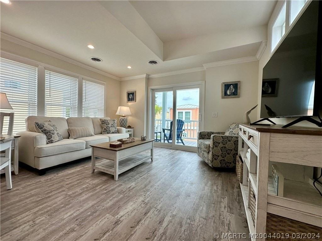 2632 Ne Pelican Way - Photo 3 of 42