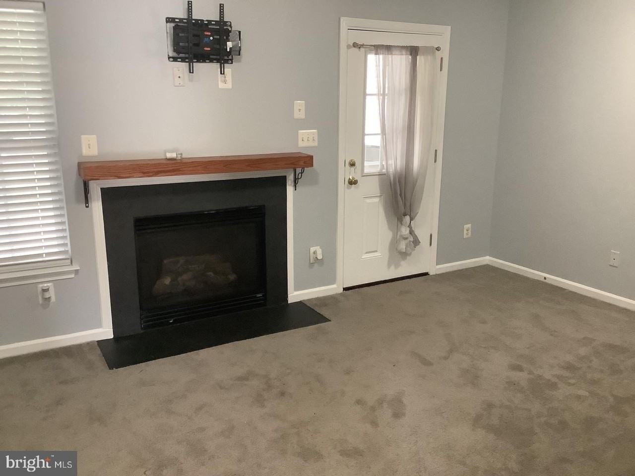 4607 Harrier Way - Photo 6 of 37