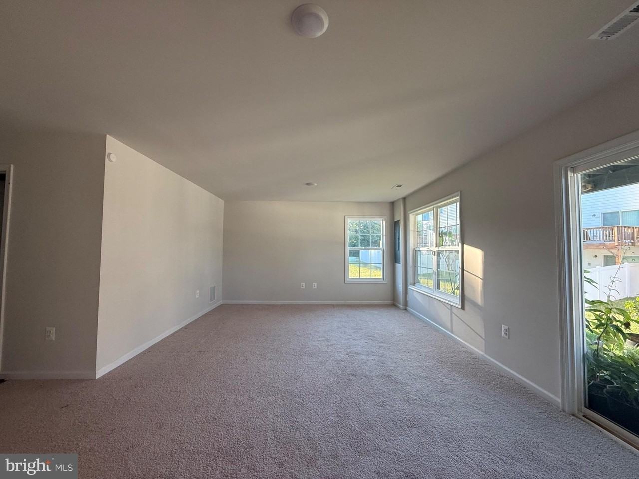 3715 Allington Ct - Photo 6 of 13