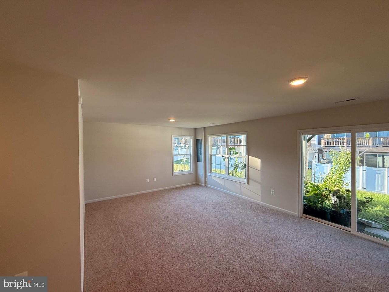 3715 Allington Ct - Photo 7 of 13
