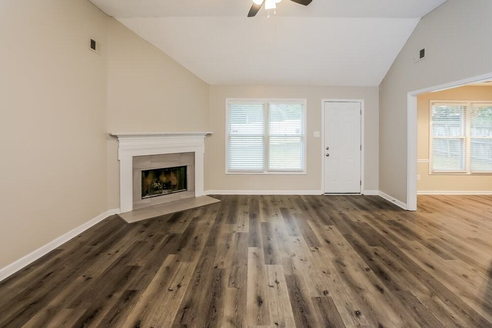 6855 Blue Lake Ln - Photo 3 of 17