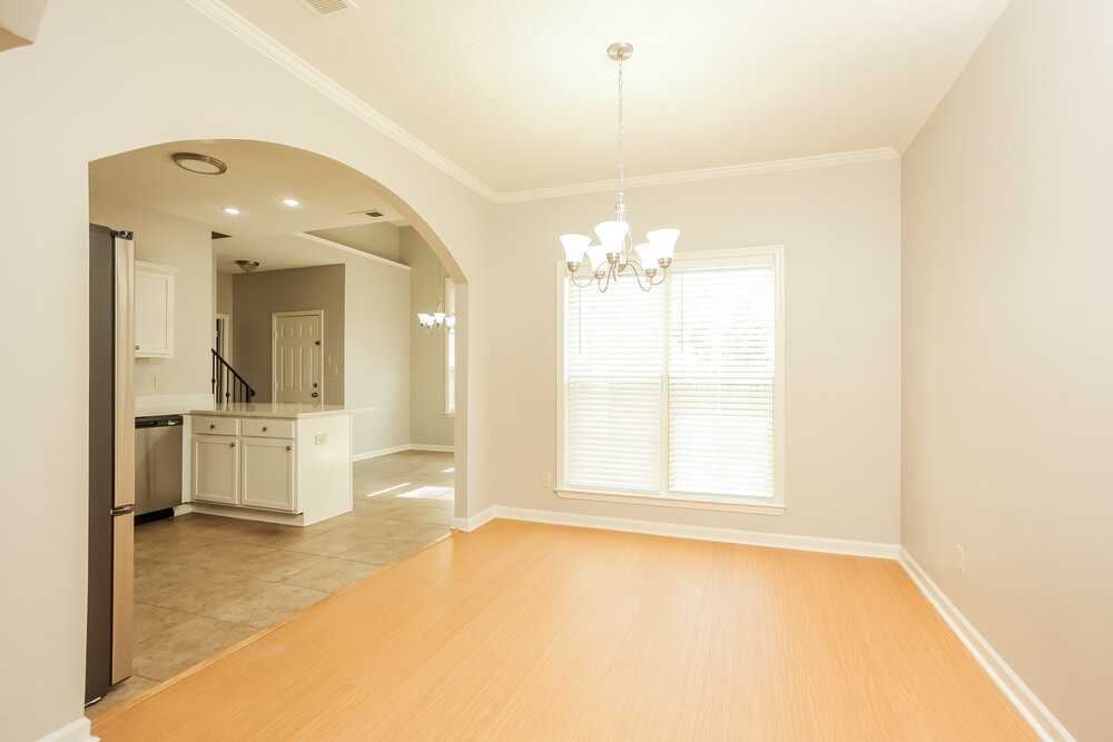 9947 Chariden Dr - Photo 7 of 17