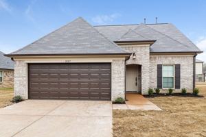 featured image of 1087 Carib Loop E