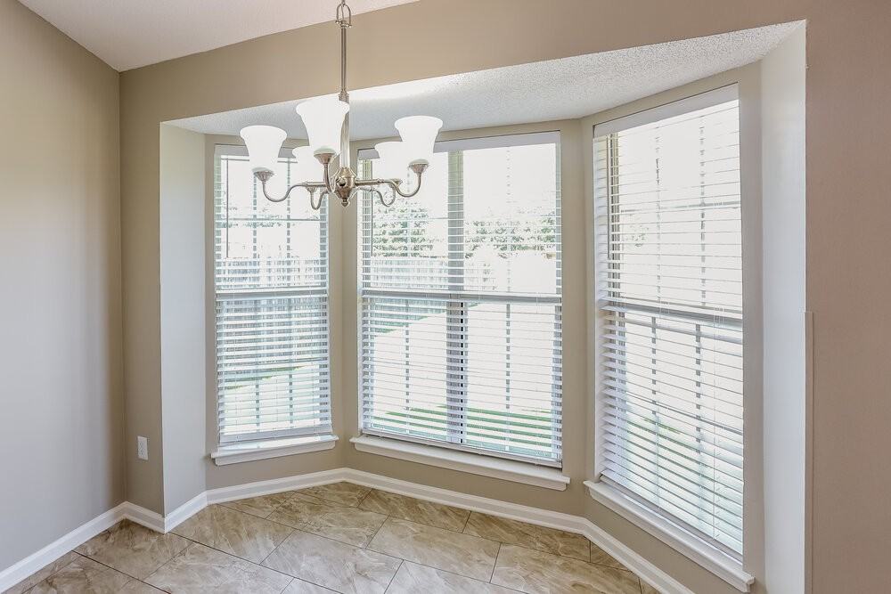 5332 Woodchase Dr - Photo 5 of 16