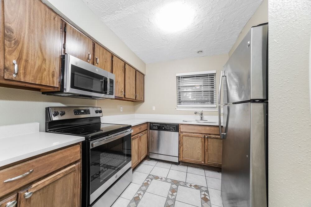 4614 Tealgate Dr - Photo 6 of 16