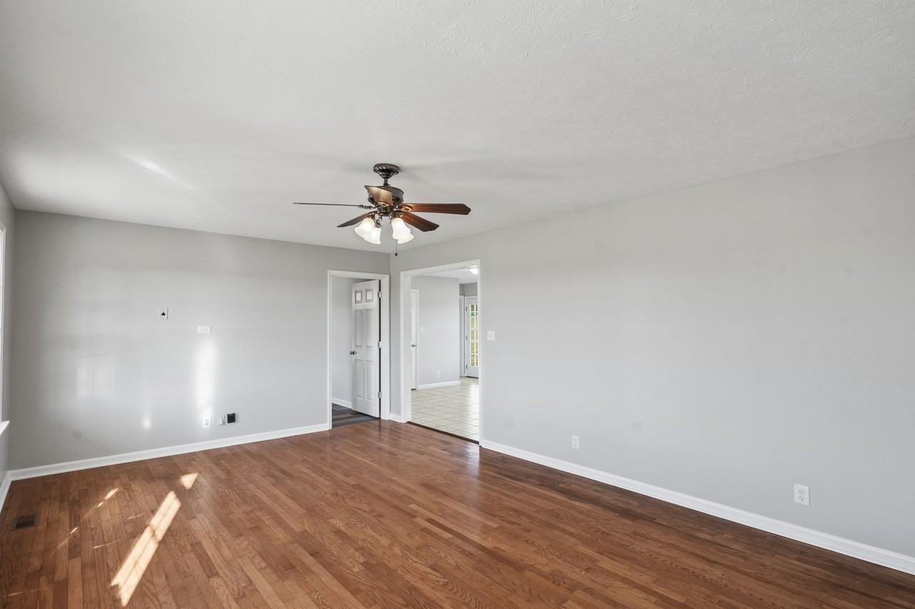 3974 N Pinson Rd #1 - Photo 4 of 46