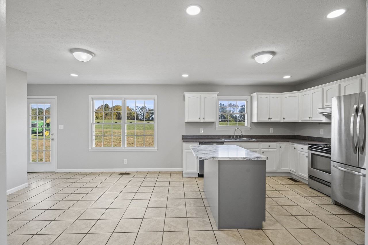 3974 N Pinson Rd #1 - Photo 6 of 46