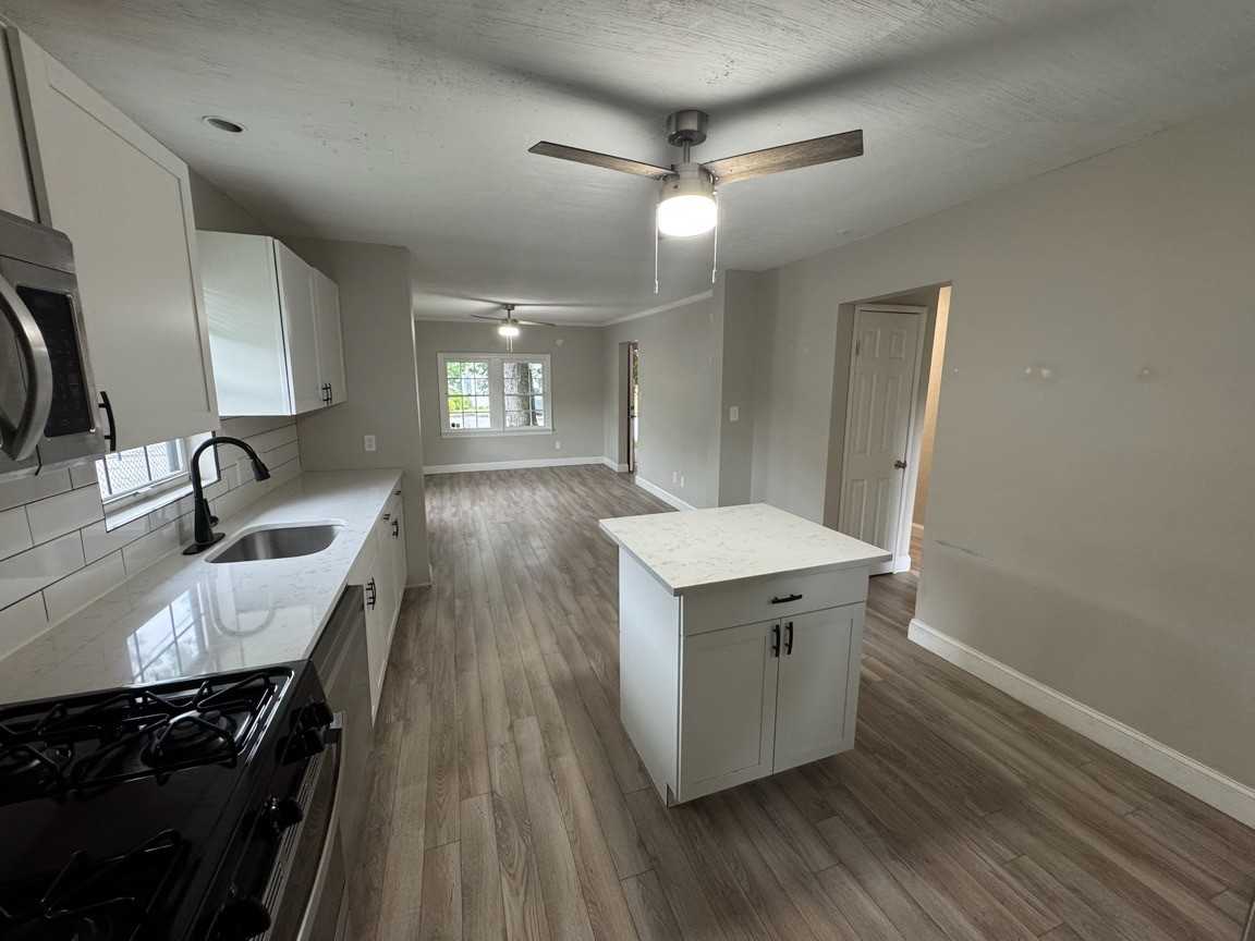 2402 Brasher Ave #1 - Photo 6 of 17
