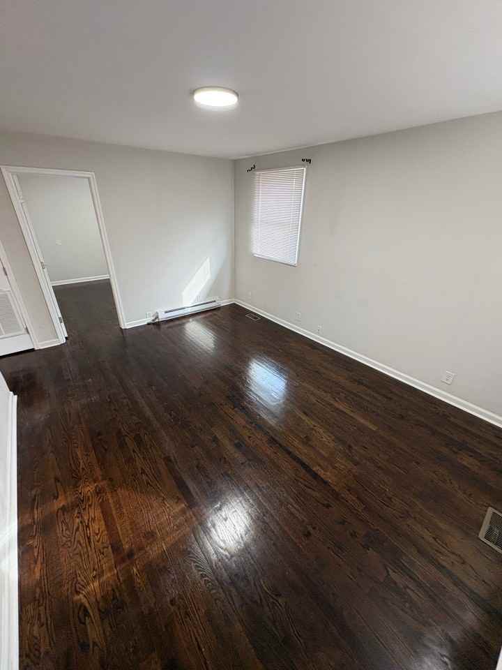 2208 Morena St #B - Photo 4 of 7