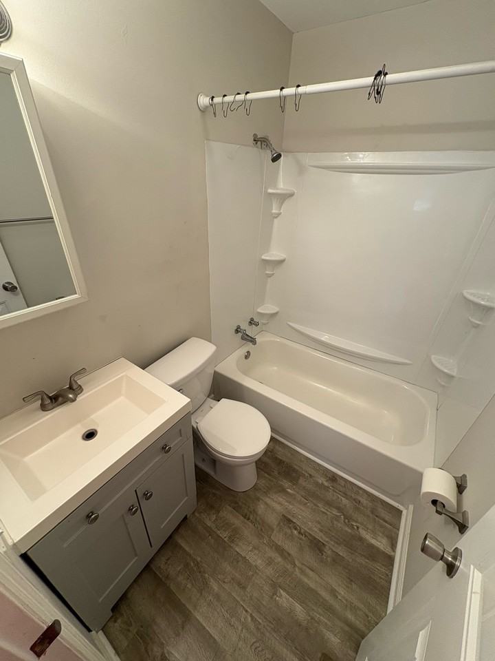 2208 Morena St #B - Photo 6 of 7
