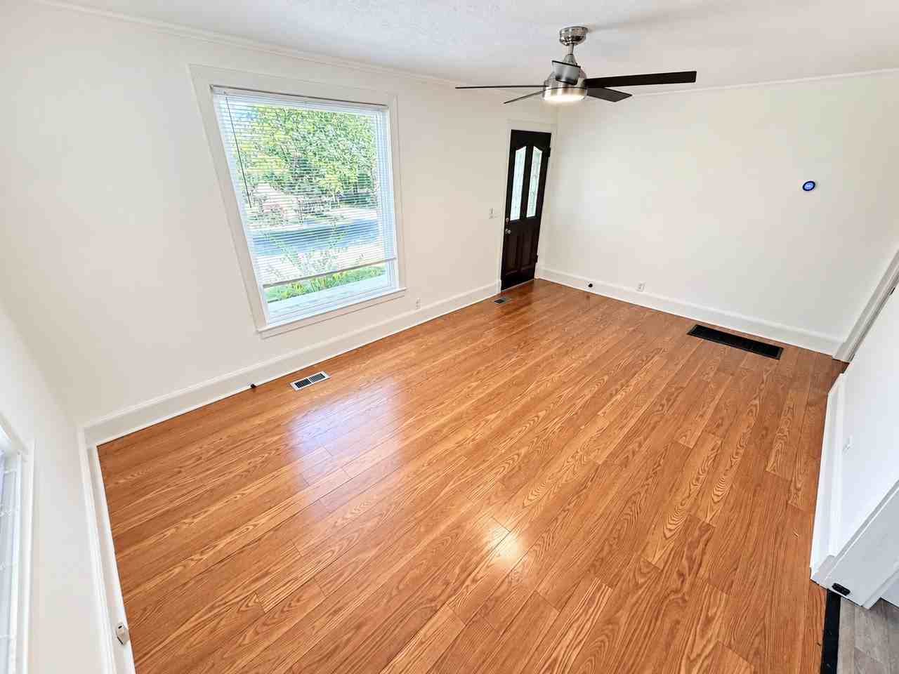 1314 Sunnymeade Dr #1 - Photo 4 of 21