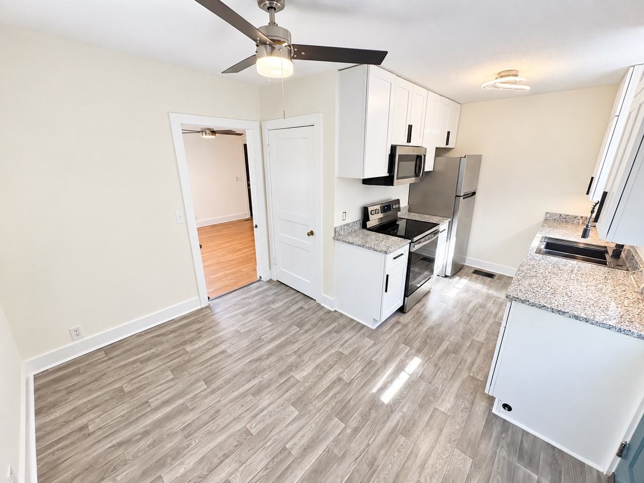 1314 Sunnymeade Dr #1 - Photo 5 of 21