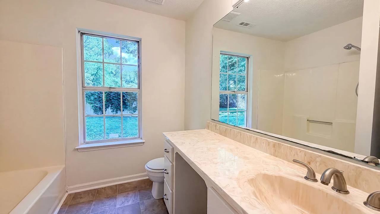 6224 Sunbridge Court - Photo 3 of 9