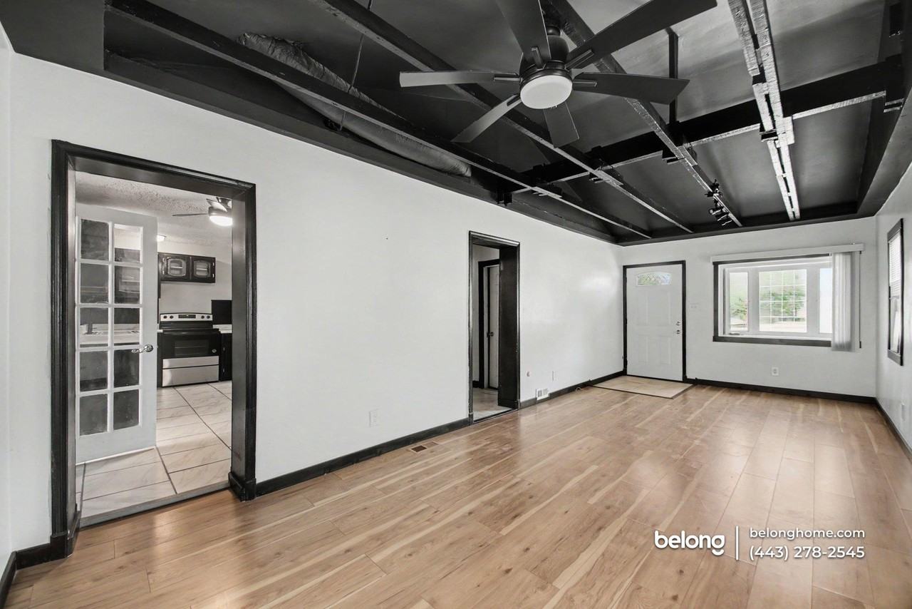 13704 Tower Rd - Photo 6 of 19
