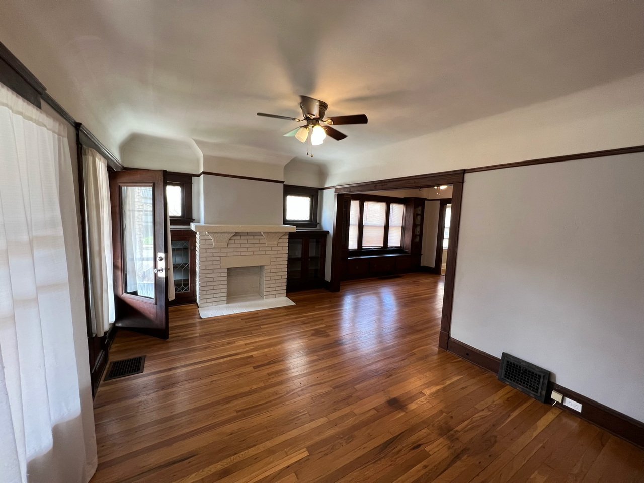14626 Leonard Ave #14628LOWER - Photo 6 of 20